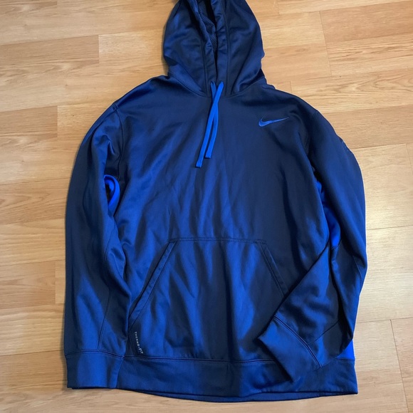 Nike Other - Nike Sweatshirt therma fit Nike Other - Nike Sweatshirt therma fit